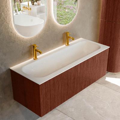 Badmeubel Mondiaz Kurve | 120 cm cm | Meubelkleur Ruby | Wastafelkleur Talc | Solid surface | Wasbak midden spoelbak | 2 kraangaten