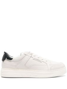 Emporio Armani baskets en cuir à lacets - Blanc