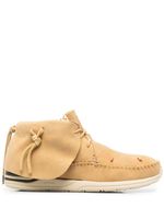 visvim bottines lacées à détail de nœud - Tons neutres
