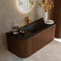 Badmeubel Mondiaz Kurve | 110 cm | Meubelkleur Walnut | Wastafelkleur Urban | Midden spoelbak | 1 kraangat