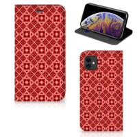 Apple iPhone 11 | Hoesje met Magneet | Batik Rood