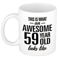 Awesome 59 year cadeau mok / verjaardag beker 300 ml - feest mokken - thumbnail
