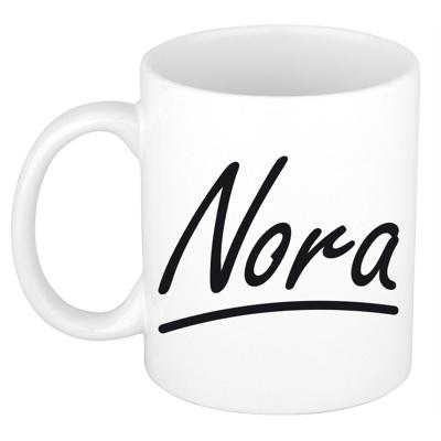 Nora Naam koffiemok - beker - met sierlijke letters - wit - 300 ml - Cadeau - Dames