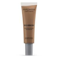 MÁDARA Skinonym Semi-Matte Peptide Foundation 80 Fudge 30ml