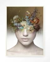 Urban Cotton Wandkleed 'Bloom' 80 x 110cm in Floating Frame - off white