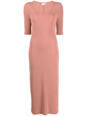 Calvin Klein robe en maille nervurée - Rose