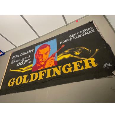 James Bond - Goldfinger Origineel Duitse Filmbanner - Doek 285 x 125 cm