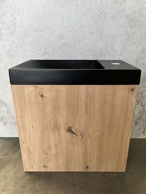 Showroommodel Fonteinmeubel eiken met mat zwart fontein