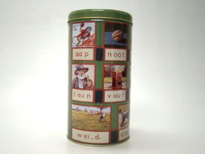 Beschuitbus Aap, Noot en Mies