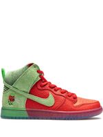 Nike baskets montantes SB Dunk High Strawberry Cough - Rouge