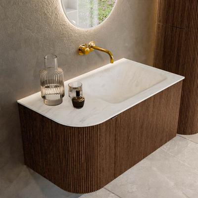 Badmeubel Mondiaz Kurve-Dlux | 85 cm | Meubelkleur Walnut | Wastafelkleur Opalo | Solid surface | Rechts spoelbak | Zonder kraangat(en)