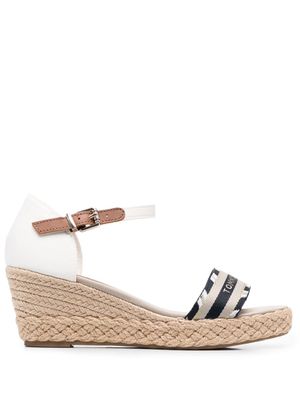 Tommy Hilfiger sandales compensées à brides logo - Blanc