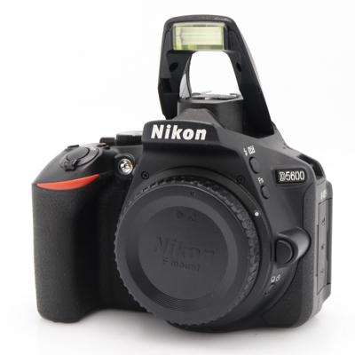 Nikon D5600 body occasion
