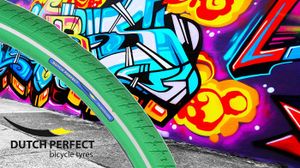 DUTCH PERFECT Buitenband 28 x 1 ½" / 40-635 no puncture - groen met reflectie