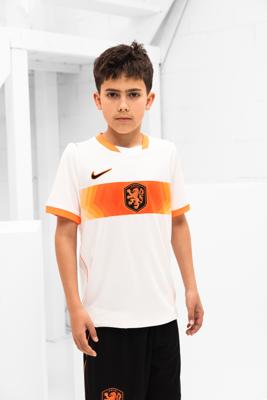 Nederlands Elftal Shirt Uit Junior 2026/2028 - Maat 140 - Kleur: WitOranje | Soccerfanshop