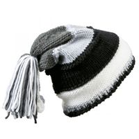 Gestreepte beanie muts zwart met franje   -