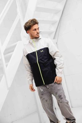 Under Armour Stormproof Cloudstrike Windbreaker Heren Wit/Zwart - Maat L - Kleur: LichtgroenWitZwart | Soccerfanshop
