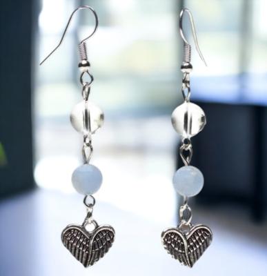 Angeliet en bergkristal oorbellen met engelenvleugels - Sieraden - Spiritueelboek.nl
