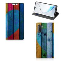 Samsung Galaxy Note 10 Book | Wallet Case | Wood Heart - Cadeau voor je Vriend Samsung Galaxy Note 10 Book | Wallet Case | Wood Heart - Cadeau voor je Vriend