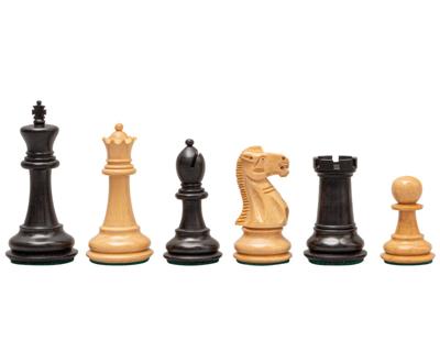 De Warwick Serie 8 cm Eboniseerde Schaakstukken