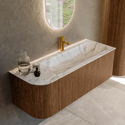 Mondiaz KURVE-DLUX 125 cm Onderkast Greeploos 1 Lade Met Deuren Walnut, Wastafel Solid Surface Rechts Glace 1 Kraangat Zonder Spiegel (KRVBGM125L1L1D1KR-Wal/Gla)