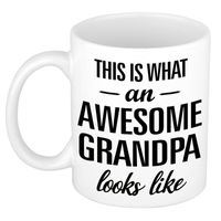 Awesome grandpa / opa cadeau mok / beker 300 ml - thumbnail