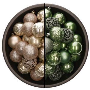 74x stuks kunststof kerstballen mix van champagne en salie groen 6 cm