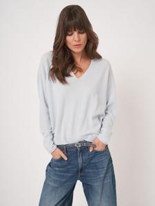 Losvallende cashmere V-hals trui