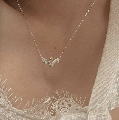 Ketting hart met engelenvleugels - Sieraden - Spiritueelboek.nl