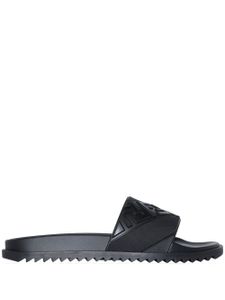 FENDI claquettes à motif FF embossé - Noir