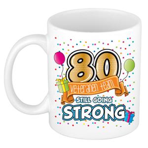 Verjaardag cadeau mok 80 jaar - wit - veteranen team - 300 ml - keramiek