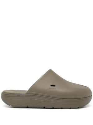 Suicoke sandales POLK à bout fendu - Gris