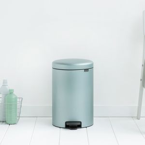 Brabantia newIcon pedaalemmer 20 liter met kunststof binnenemmer - Metallic Mint