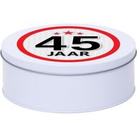 Leeftijd Snoeptrommel - koektrommel Cadeau - wit - rond blik - met 45 jaar sticker