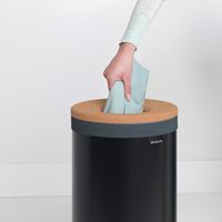 Brabantia wasbox - met kurken deksel - 35 liter - matt black - thumbnail