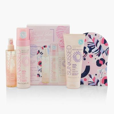 Sunkissed Self Tan Pakket Natural Glow Collection - Medium Tanning Gift Set Sunkissed Self Tan Pakket Natural Glow Collection - Medium Tanning Gift Set