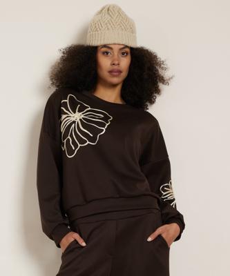 trui met bloem embroidery