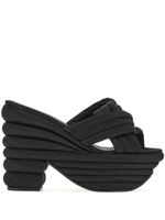 Ferragamo sandales à design matelassé - Noir