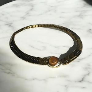 Goudkleurige Pijlen Armband met Tijgeroog - Sieraden - Spiritueelboek.nl