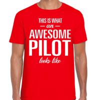 Cadeau T-shirt voor heren - rood - this is what an awesome pilot looks like - verjaardag - beroep