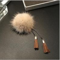 Bont bal broche ketting kwast broche voor vrouwen (goud)