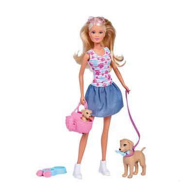 Steffi Love puppy uitlaten