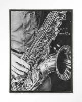 Urban Cotton Wandkleed 'The Man With The Sax' 110 x 145cm in Floating Frame - black