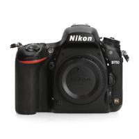 Nikon D750