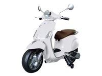 Vespa Primavera, 12 volt elektrische scooter met muziek en meer! - thumbnail