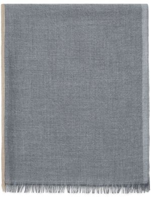Brunello Cucinelli écharpe à bords frangés - Gris