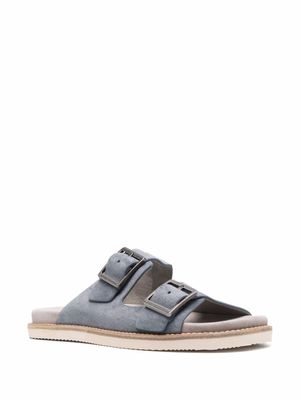 Brunello Cucinelli claquettes à boucles - Gris