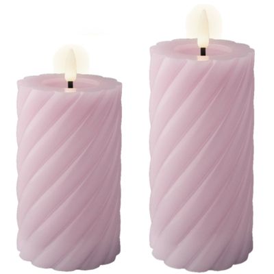 Luxe LED kaarsen/stompkaarsen - set 2x st - lila paars - D7,5 - met timer Luxe LED kaarsen/stompkaarsen - set 2x st - lila paars - D7,5 - met timer