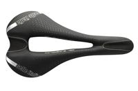 Selle Italia Max SLR TI 316 Gel Superflow L3 Zadel - Zwart Selle Italia Max SLR TI 316 Gel Superflow L3 Zadel - Zwart