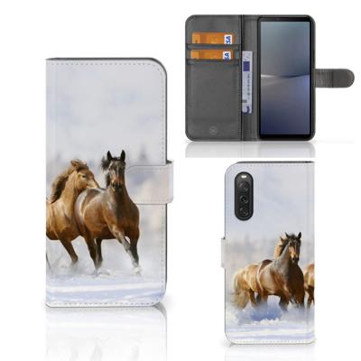 Sony Xperia 10 V | Telefoonhoesje | Met pasjeshouder | Paarden Sony Xperia 10 V | Telefoonhoesje | Met pasjeshouder | Paarden